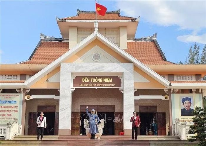 Tái hiện hình ảnh Anh hùng dân tộc Nguyễn Trung Trực.