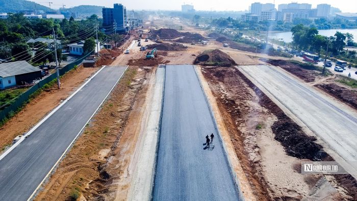 Đồng thời, dự án được kỳ vọng sẽ giảm áp lực cho các trục đường hiện hữu, tạo động lực phát triển kinh tế - xã hội cho khu vực Hòa Lạc và các địa phương lân cận, mở rộng không gian đô thị của Thủ đô về phía Tây và Tây Nam.