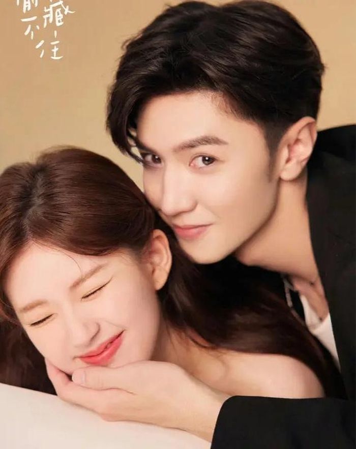 Tang Trĩ (Triệu Lộ Tư) từng âm thầm dành tình cảm cho Đoàn Gia Hứa (Trần Triết Viễn) trong nhiều năm. Từ tình cảm đơn phương, cả hai dần vượt qua khoảng cách tuổi tác và những băn khoăn để chính thức ở bên nhau. Cái kết khép lại hành trình yêu thầm của nữ chính, đáp lại sự chờ đợi của khán giả dành cho chuyện tình ngọt ngào này.