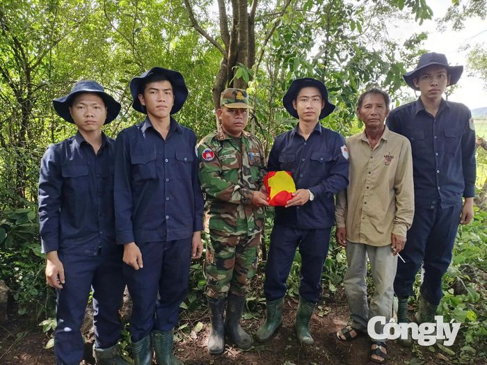 Tây Ninh quy tập thêm 5 hài cốt liệt sĩ tại Campuchia.