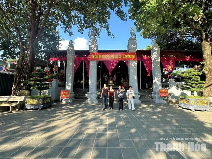 Đền Chín Giếng (phường Quang Trung). Ảnh: Xuân Cường