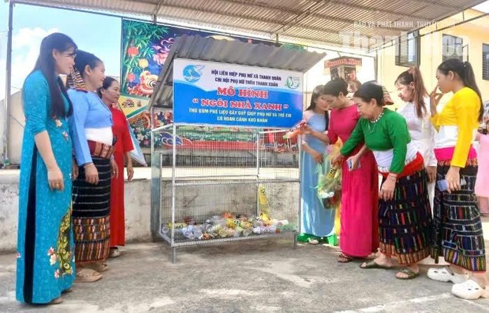 Hội LHPN xã Thanh Quân ra mắt mô hình “Ngôi nhà xanh”, gây quỹ hỗ trợ phụ nữ, trẻ em khó khăn.