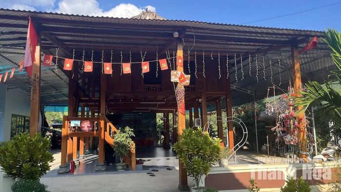 Nhà sàn của gia đình chị Kim tại bản Ngàm, xã Sơn Điện được chỉnh trang, phát triển thành không gian lưu trú phục vụ du khách.
