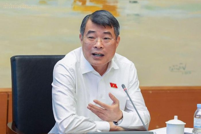 Theo Thủ tướng, Luật Đấu giá tài sản có mối liên hệ trực tiếp và gắn kết chặt chẽ với các luật chuyên ngành khác, nên cần rà soát kỹ để bảo đảm thống nhất, tránh xung đột - Ảnh: chinhphu.vn/Nhật Bắc