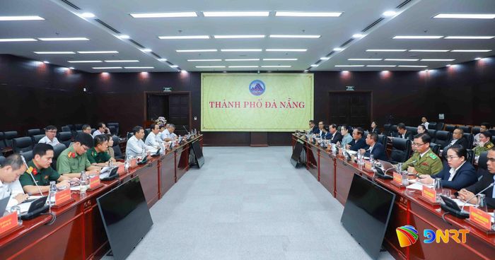 Quang cảnh buổi làm việc. Ảnh: NGỌC PHÚ
