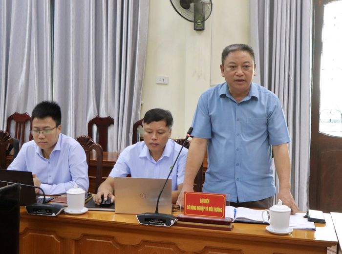 Đại diện Sở Nông nghiệp và Môi trường thông tin về dự thảo đề án.