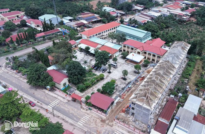 Trường TH-THCS Lộc Thành (xã Lộc Thành) sau sắp xếp tiếp tục được đầu tư thêm cơ sở vật chất đảm bảo việc dạy và học.