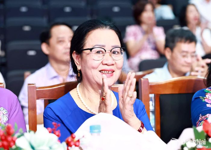 Các khách mời tham dự chương trình. Ảnh: Huy Anh - Công Nghĩa