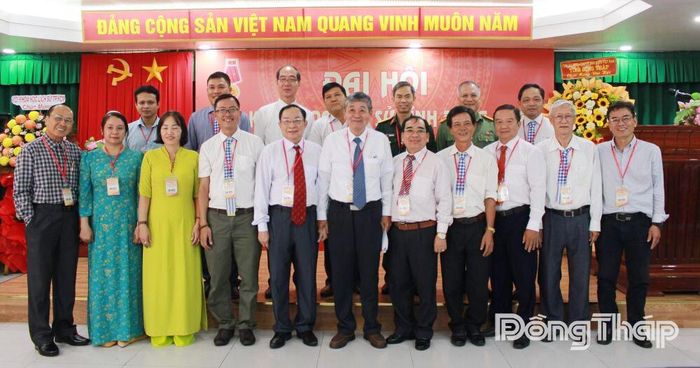 Ban Chấp hành Hội Khoa học lịch sử tỉnh Đồng Tháp khóa I, nhiệm kỳ 2026 - 2031 ra mắt Đại hội.