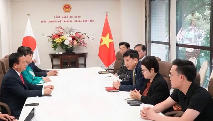 Quang cảnh buổi làm việc. Ảnh: Ngọc Luận
