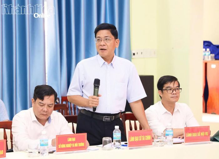 Lãnh đạo Sở Tài chính giải đáp một số vấn đề địa phương kiến nghị.
