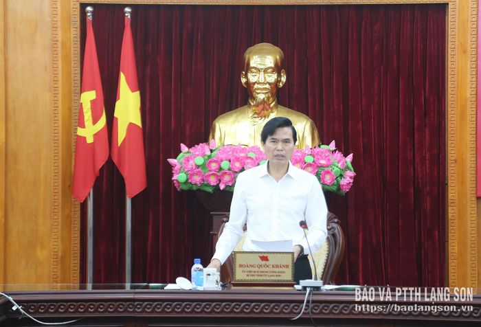 Đồng chí Bí thư Tỉnh ủy phát biểu kết luận hội nghị