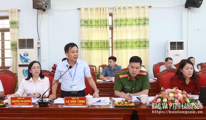 Lãnh đạo UBND xã Công Sơn báo cáo, giải trình làm rõ các nội dung tổ công tác quan tâm