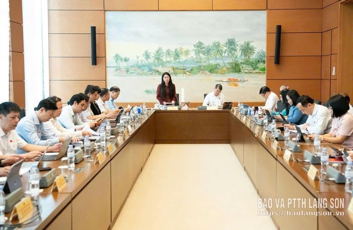 Toàn cảnh phiên thảo luận tại tổ 3 chiều 20/10