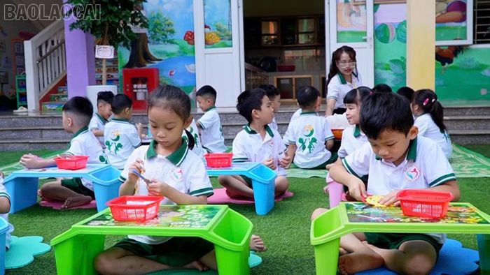 Giờ học của trẻ thêm phong phú, sáng tạo khi triển khai chương trình giáo dục mầm non mới.