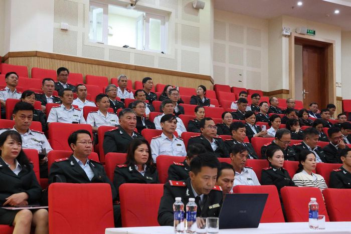 Cán bộ, thanh tra viên Thanh tra tỉnh tham dự hội nghị sơ kết, triển khai nhiệm vụ những tháng cuối năm