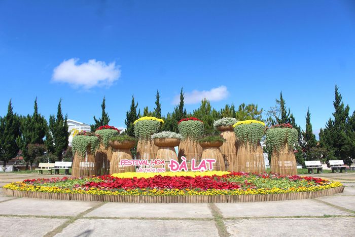 Festival Hoa Đà Lạt là điểm hẹn hấp dẫn người yêu hoa