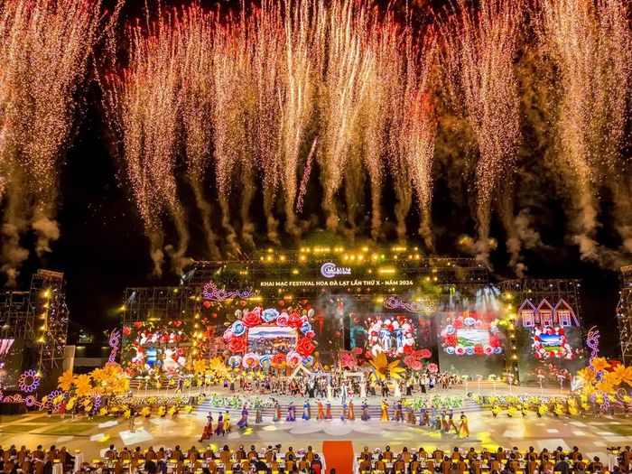 Festival Hoa Đà Lạt – lễ hội hoa lớn nhất của thành phố ngàn hoa. Ảnh: Phan Tấn Đạt