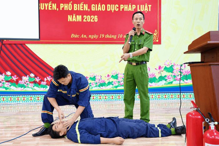 Học sinh trang bị kiến thức, kỹ năng cần thiết để phòng ngừa tai nạn thương tích, đuối nước, cháy, nổ và các nguy cơ mất an toàn