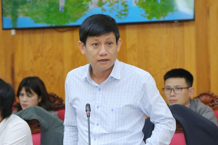 Phó Giám đốc Sở Tài chính Võ Ngọc Tuấn báo cáo tiến độ giải ngân vốn chương trình mục tiêu quốc gia