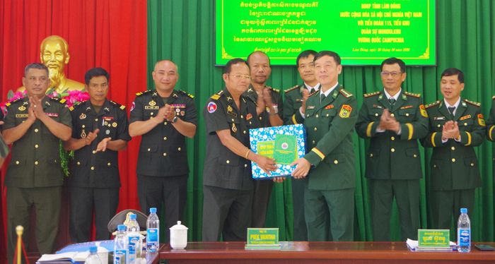 Lễ kết nghĩa là dấu mốc quan trọng, góp phần củng cố quan hệ đoàn kết, tin cậy và nâng cao hiệu quả phối hợp giữa hai đơn vị trên tuyến biên giới