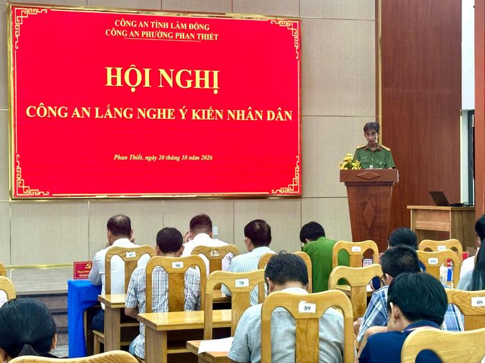 Hội nghị diễn ra ngày 20/10 với sự tham gia của đông đảo cán bộ, Nhân dân địa phương