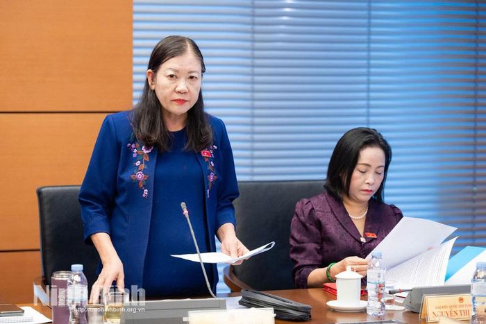 Đại biểu Lê Thị Nga, Ủy viên Trung ương Đảng, Ủy viên Ủy ban Thường vụ Quốc hội, Chủ nhiệm Ủy ban Dân nguyện và Giám sát của Quốc hội phát biểu thảo luận.