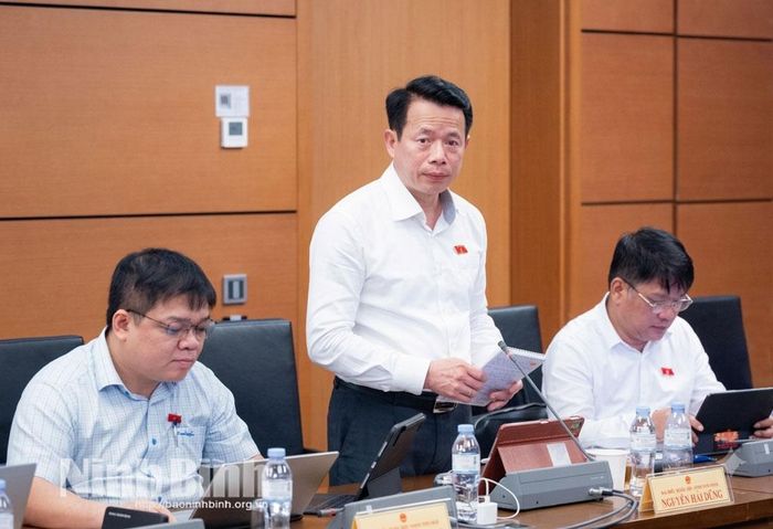 Đại biểu Nguyễn Hải Dũng, Ủy viên, ĐBQH hoạt động chuyên trách tại Ủy ban Pháp luật và Tư pháp của Quốc hội phát biểu thảo luận.