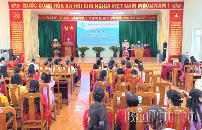 Toàn cảnh chương trình tọa đàm.