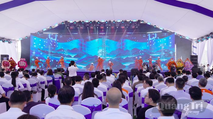 Quang cảnh buổi lễ - Ảnh: C.H