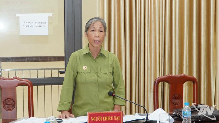 Đỗ Thị Thu nêu ý kiến tại buổi đối thoại.