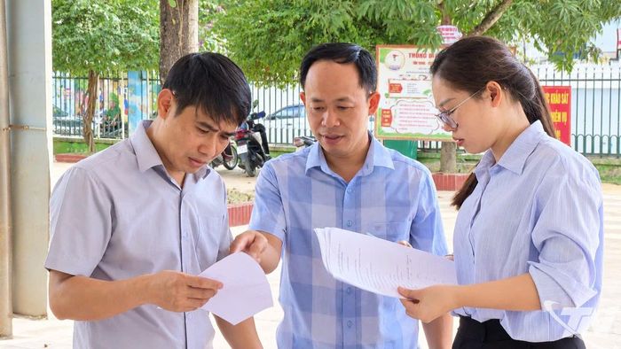 Ban giám hiệu Trường Tiểu học và THCS Chiến Thắng tăng cường kiểm soát quy trình tổ chức bữa ăn bán trú, bảo đảm chất lượng và an toàn thực phẩm sau sự cố xảy ra ngày 8/10/2026.