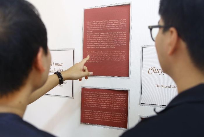 Qua triển lãm, các bạn trẻ có thêm hiểu biết về văn hóa truyền thống (Ảnh: Phương Anh).