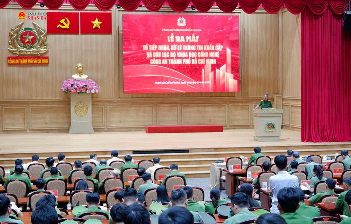 Quang cảnh buổi lễ. Ảnh: Hoa Lê