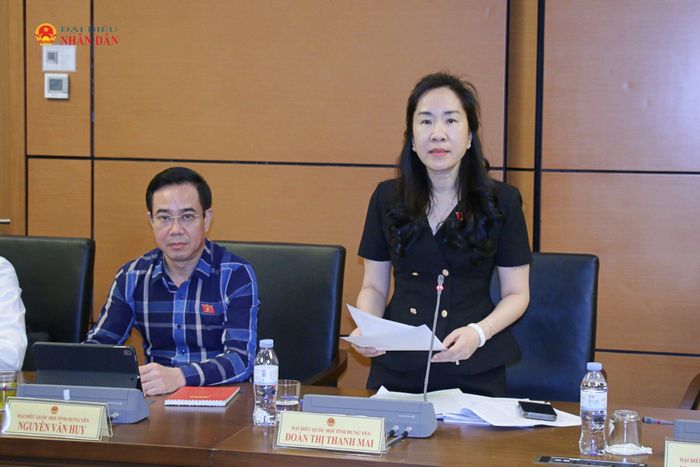 ĐBQH Đoàn Thị Thanh Mai (Hưng Yên) phát biểu. Ảnh: Đắc Trường