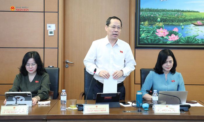 ĐBQH Trần Nhật Minh (Nghệ An) phát biểu