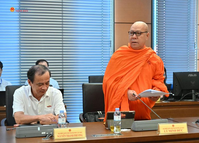 ĐBQH Lý Minh Đức (TP. Cần Thơ) phát biểu. Ảnh: Quang Khánh