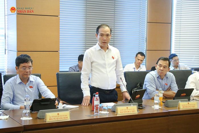 ĐBQH Nguyễn Duy Tiến (Tây Ninh) phát biểu. Ảnh: Đắc Trường