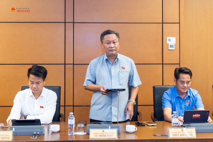 ĐBQH Vũ Minh Đạo (Lai Châu) phát biểu. Ảnh: Mạnh Hưng