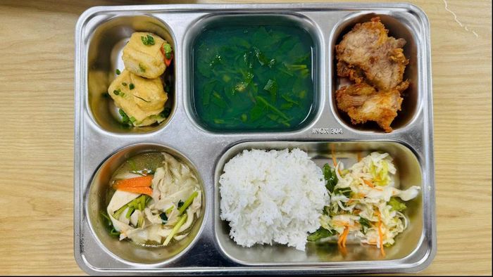 Thực đơn của Tổ nữ công phòng Kiểm soát và quản trị CSDL- giải Nhì Hội thi