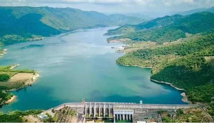  Luật Tài nguyên nước năm 2023, có hiệu lực từ ngày 1/7/2024, đã tạo lập nền tảng pháp lý quan trọng cho sự thay đổi căn bản trong tư duy từ quản lý nguồn nước sang quản trị nguồn nước. 