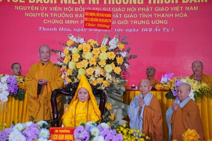Hình ảnh sưu tầm.