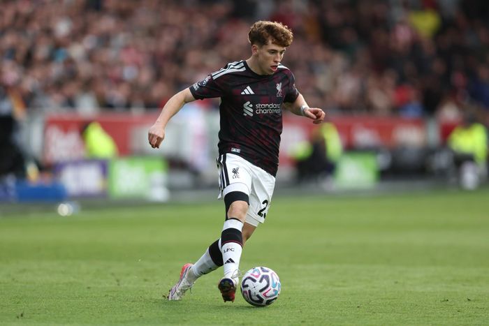 Victor Munoz gặp chấn thương trong trận gặp Brentford cuối tuần qua