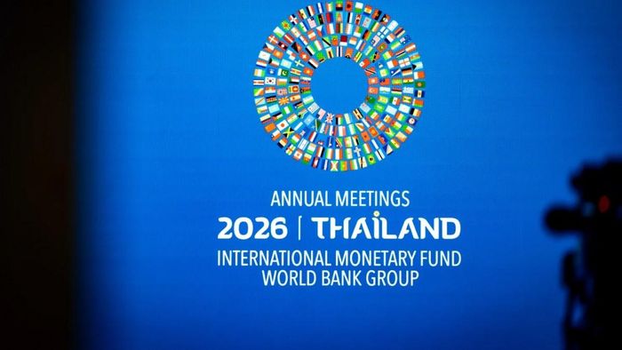 Rủi ro kinh tế toàn cầu 2026 từ AI và nợ công