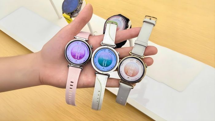 Đồng hồ thông minh được ví như trợ lý sức khỏe cá nhân trong hình dáng món đồ thời trang.