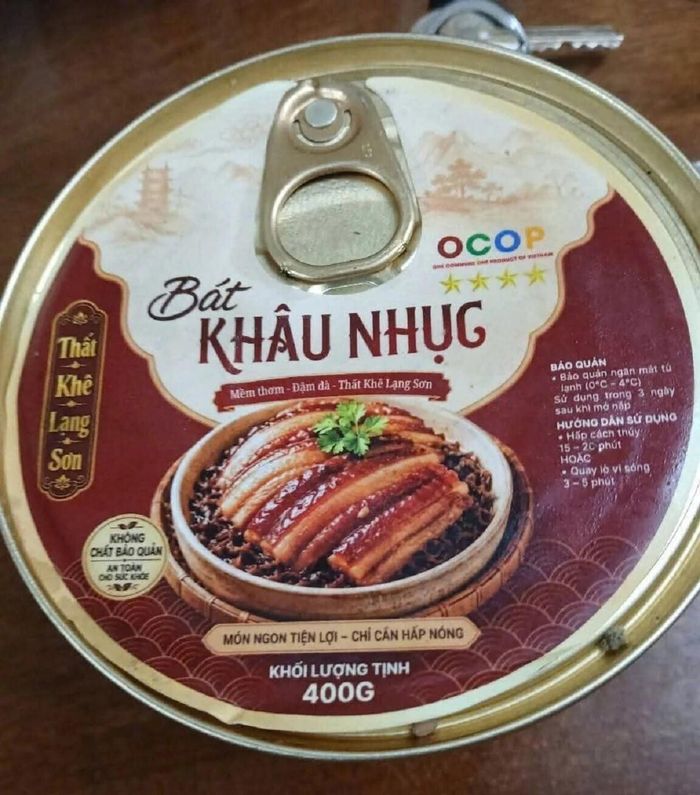 Bao bì sản phẩm Bát Khâu Nhục sử dụng tên gọi Thất Khê, Lạng Sơn và in biểu trưng OCOP 4 sao, hiện đang được cơ quan chức năng xác minh. Ảnh: FB OKN.