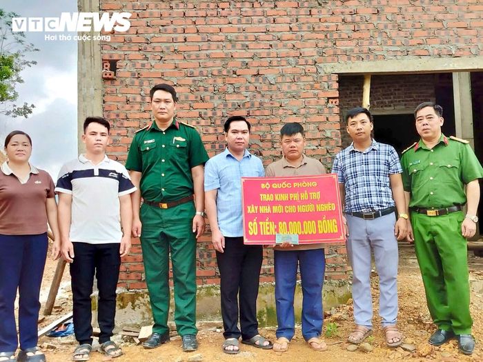 Nhiều hộ nghèo, cận nghèo được xây nhà mới từ nguồn của Trung ương.