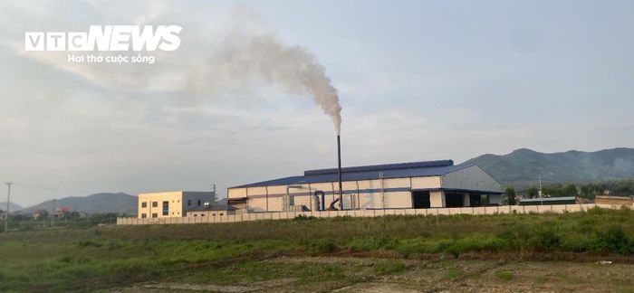 Quá trình hoạt động, Công ty TNHH Global Trade Investment thường xuyên xả khói đen ra môi trường.