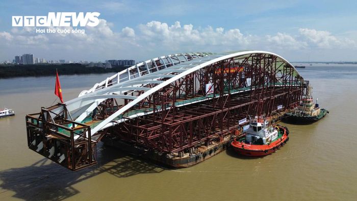 Các công tác chuẩn bị hợp long khuya nay đã sẵn sàng.