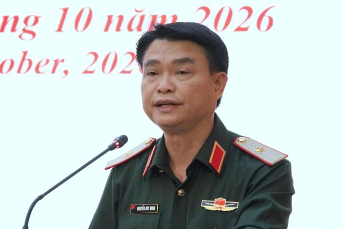 Thiếu tướng Nguyễn Duy Minh, Phó Cục trưởng Cục Đối ngoại phát biểu tại họp báo. Ảnh: Hoa Nguyên.